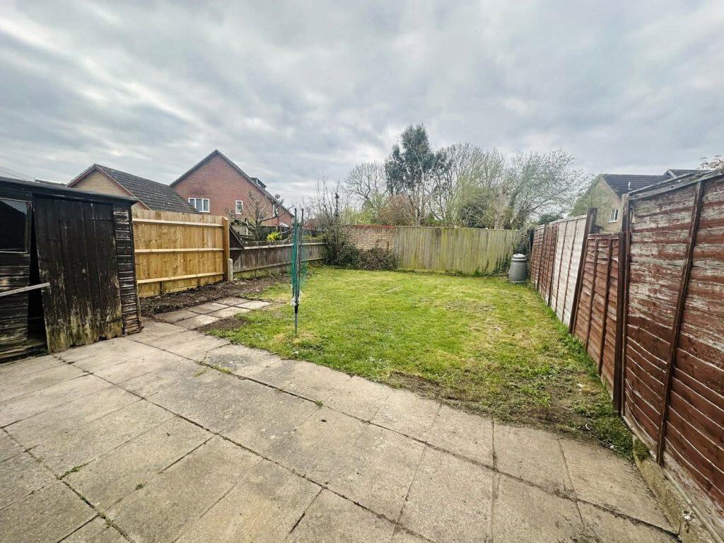 Medway Close, Thatcham - View 2