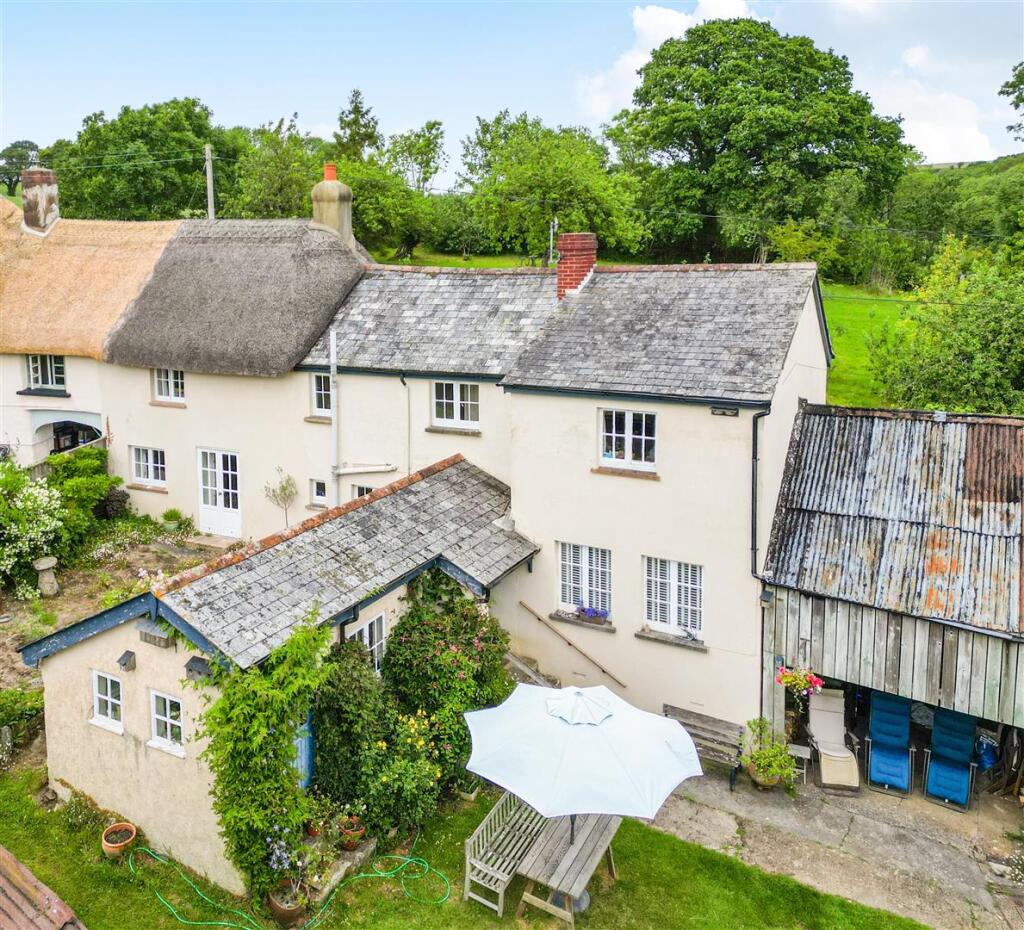 Main image of property: Dunsford, Exeter