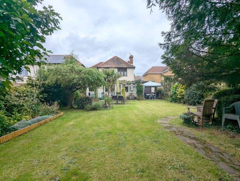 House in London, New Bedfont, Bedfont - View 2