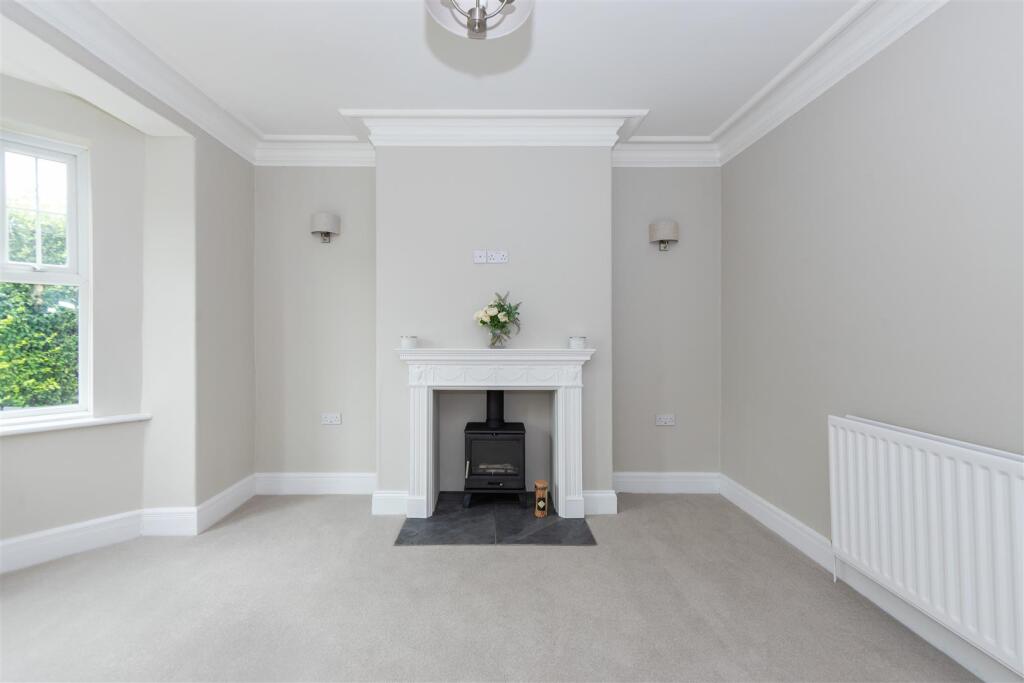 House in Newcastle upon Tyne, Coxlodge - More