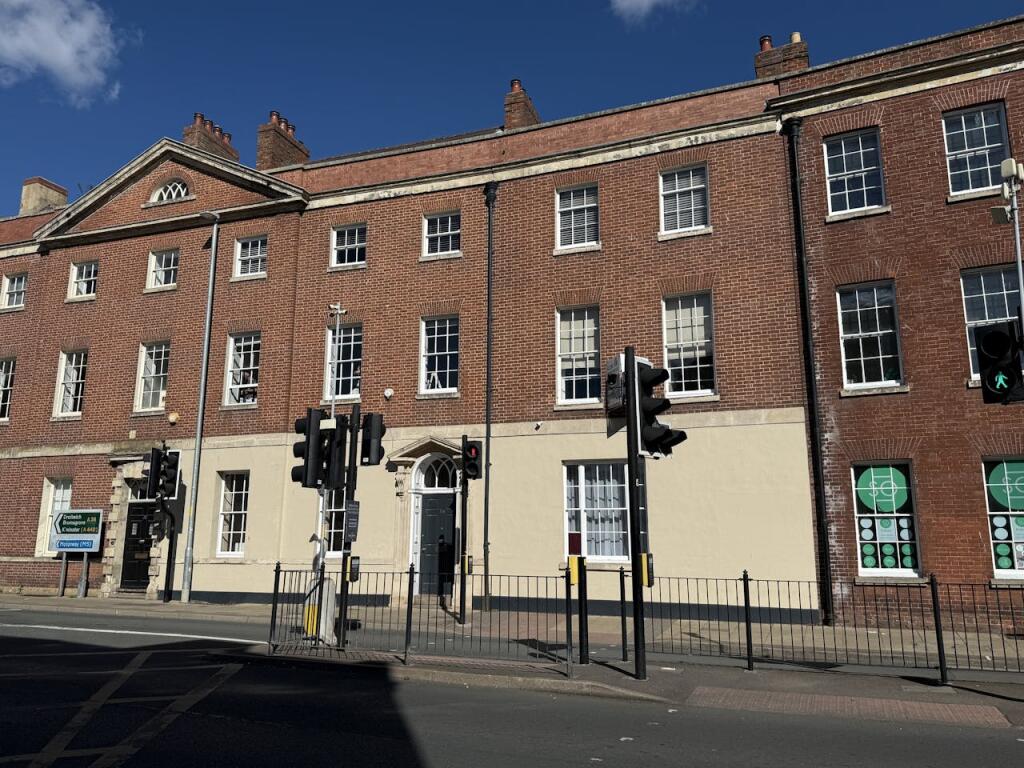 Main image of property: Ground Office, 29 Foregate Street, Worcester, WR1 1DS