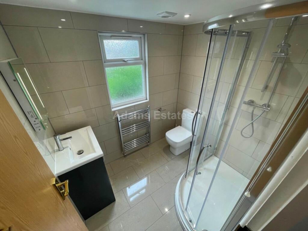 House in Reading - View 5