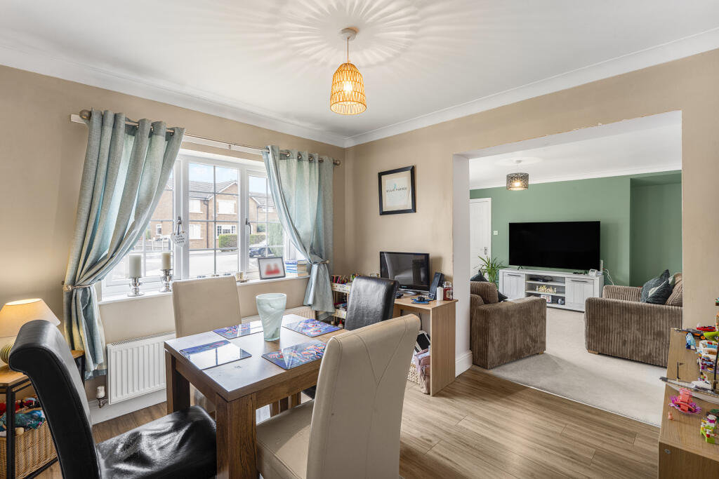 House in Doncaster - View 4