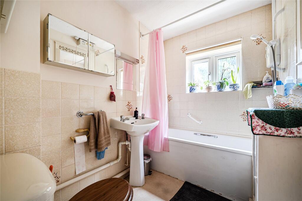 Apartment in London, West Wickham - View 5