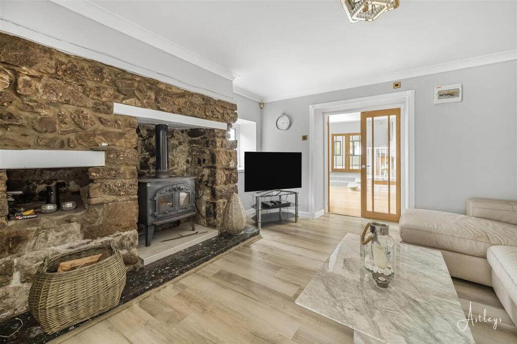 House in Swansea - View 5