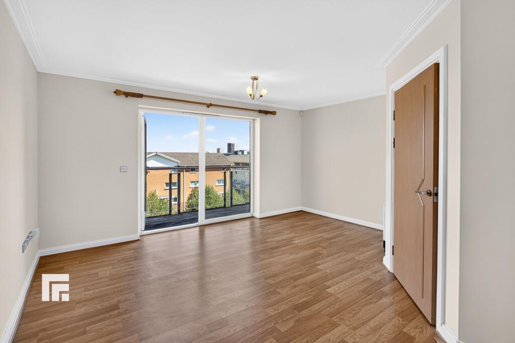 Apartment in Cardiff - More