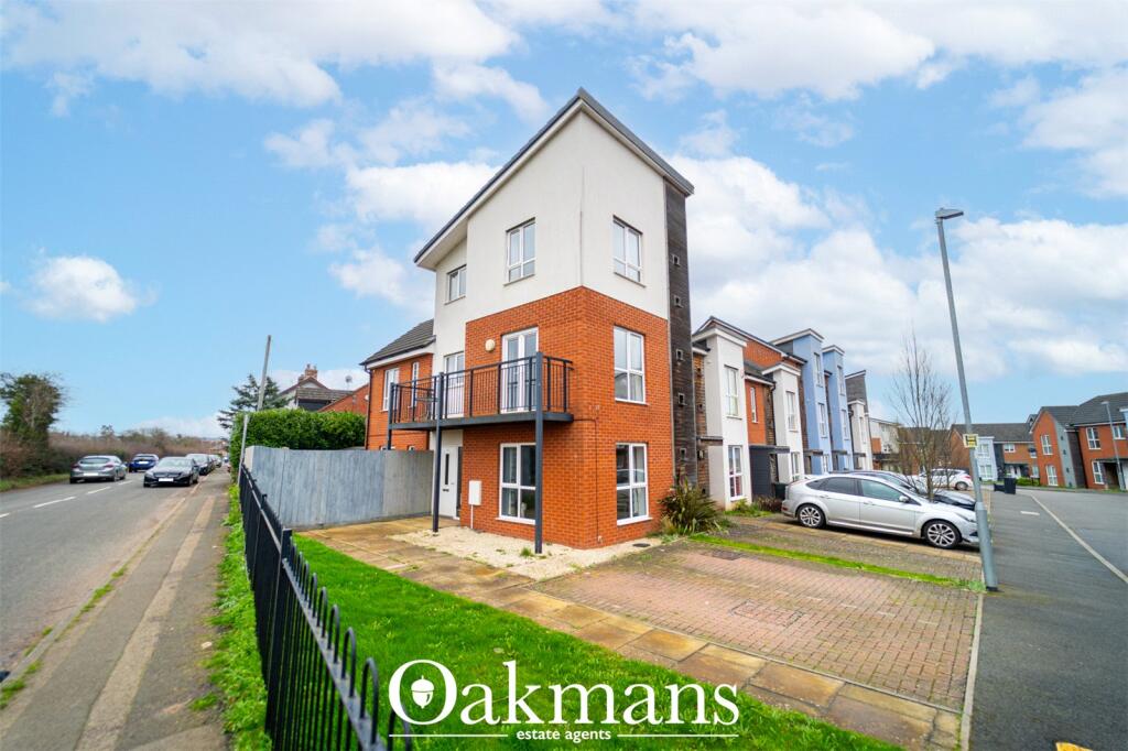Main image of property: Blakeney Drive, Bromsgrove, Worcestershire, B61