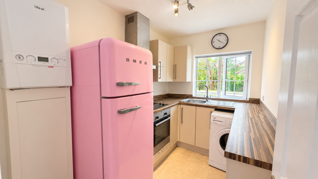 Apartment in St Neots - View 4
