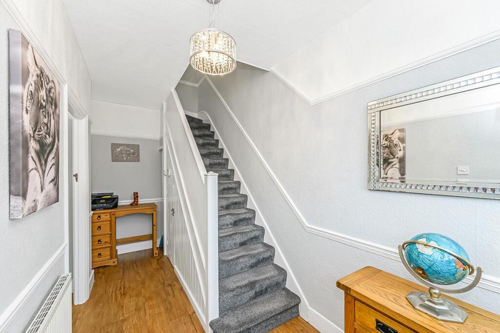 Main image of property: Middleton Avenue, Chingford