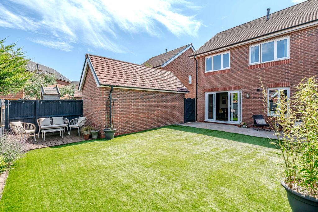 House in Chorley, Whittle le Woods - View 4
