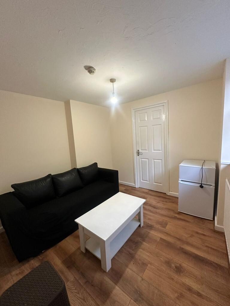 Main image of property: Flat , - Dumfries Street, Luton