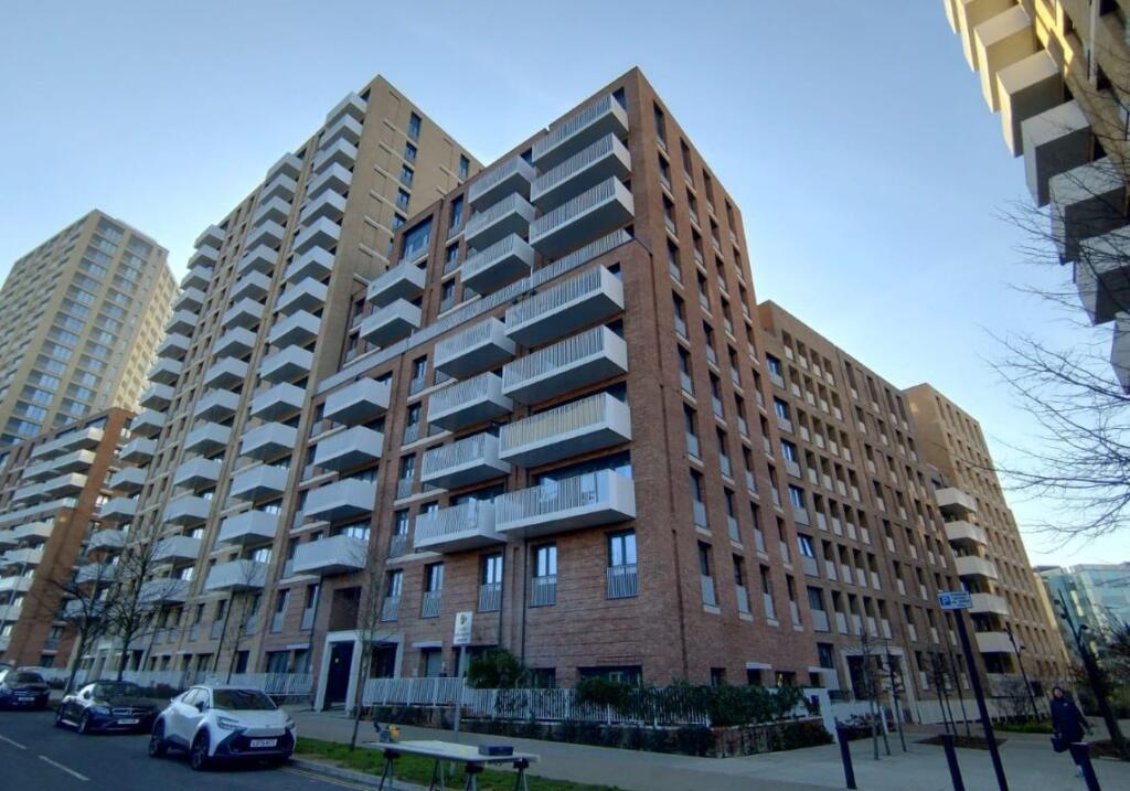 Main image of property: Flat 9 Viscount House, 8 Lakeside Drive, Park Royal, London, NW10 7GS