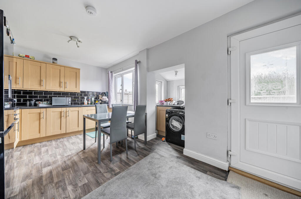 Skelton Road, Leeds, West Yorkshire, LS9 - View 3