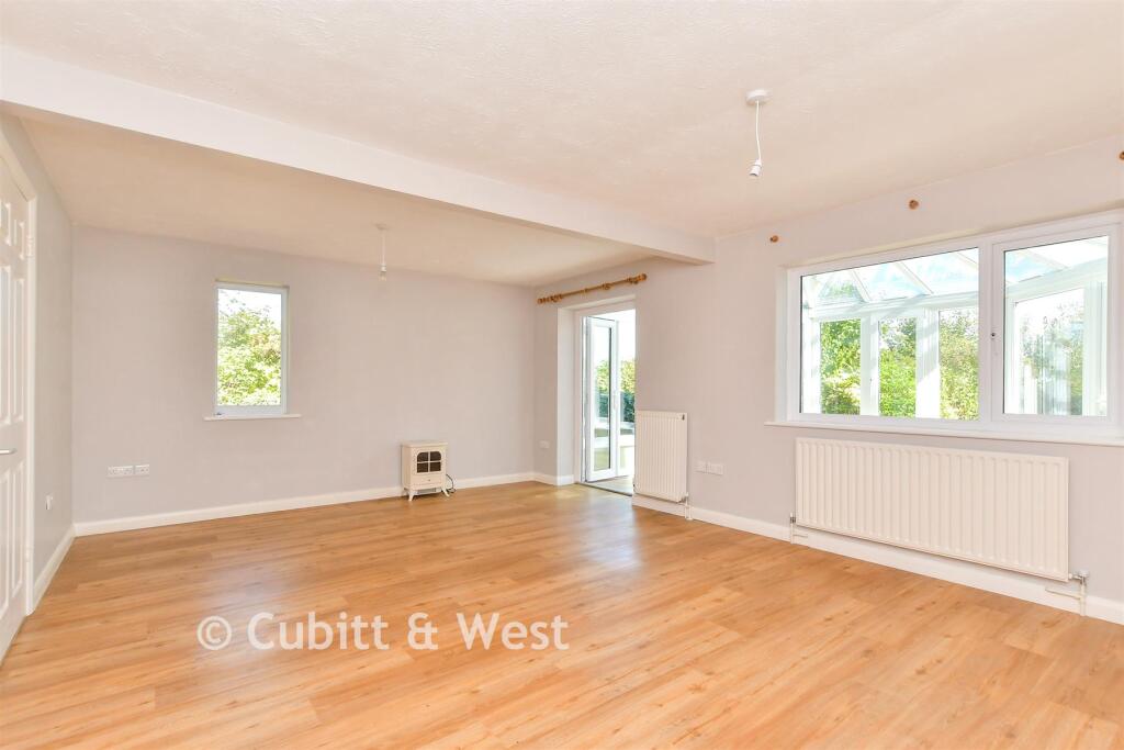 House in Portsmouth - View 3
