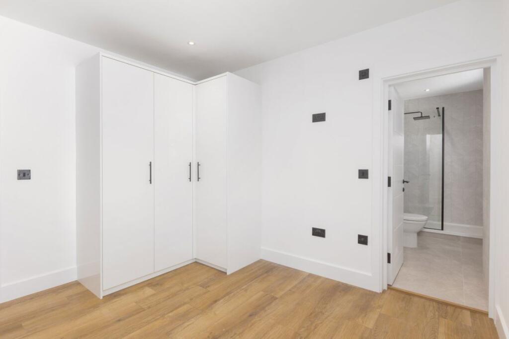 Apartment in Tonbridge - More