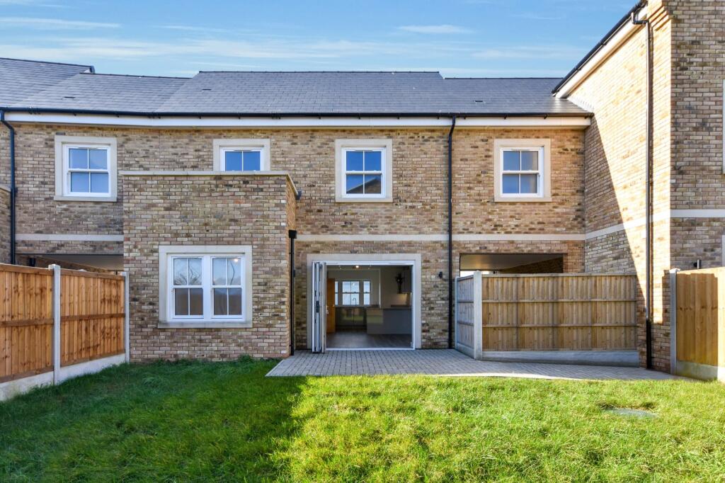 House in Southend-on-Sea - View 4