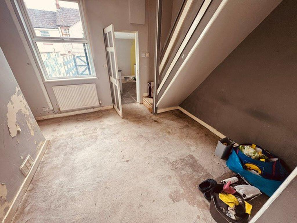 Henry Street, Tunstall, Stoke-On-Trent photo 5