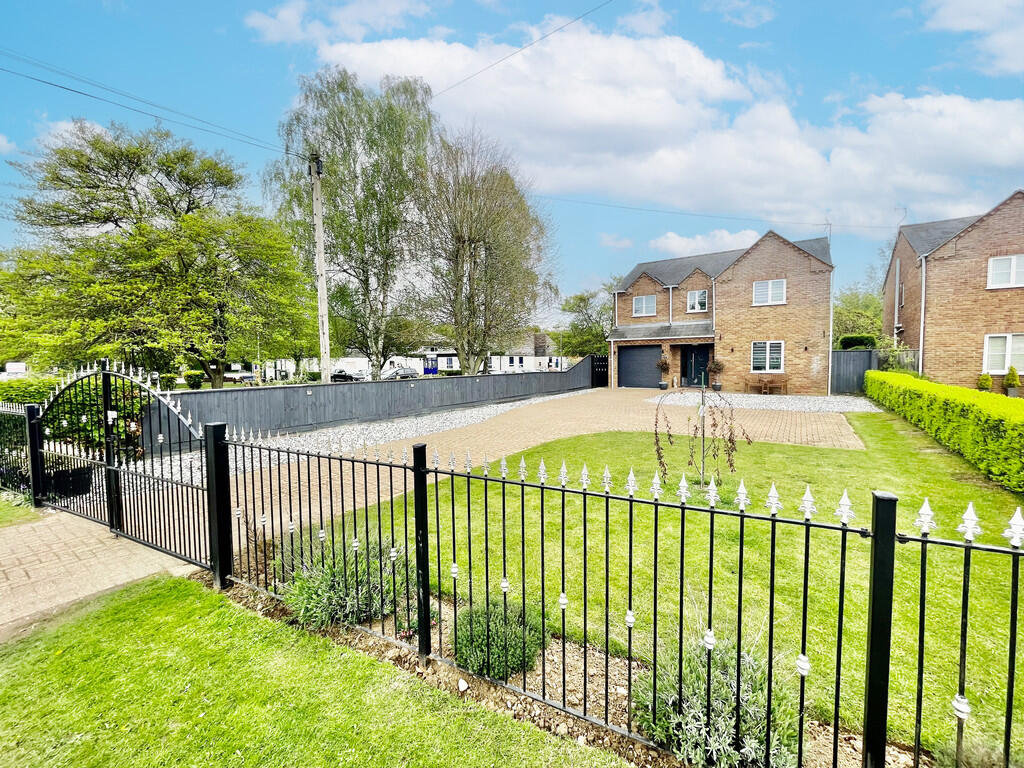 4-bed detached on 82, Boston Road South, Holbeach, £350,000
