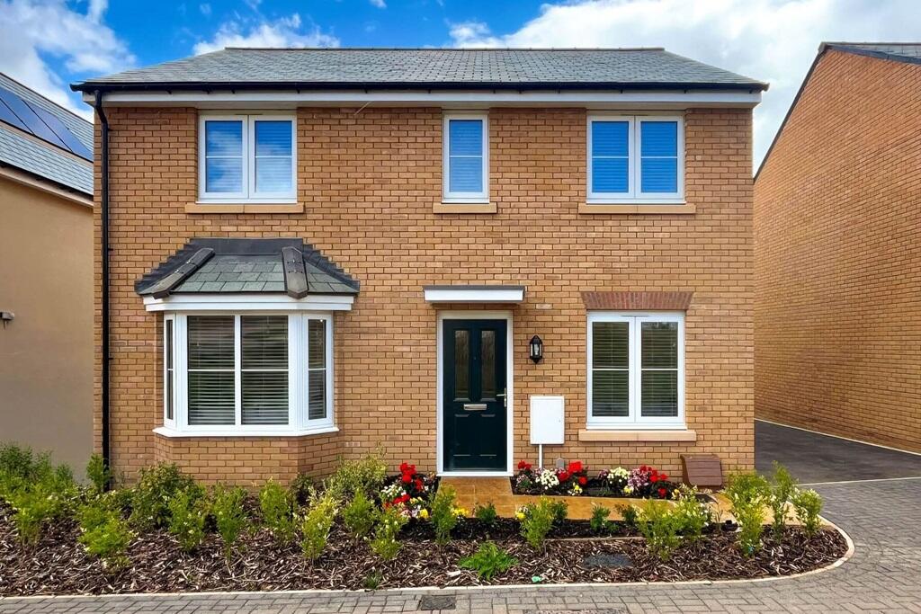 Main image of property: Egremont Road,
Taunton,
Somerset,
TA4 1FF
