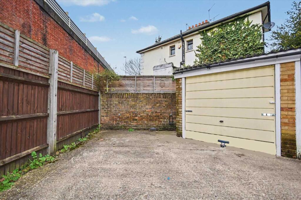 Main image of property: Oxbridge Court, Oxford Road North, Chiswick