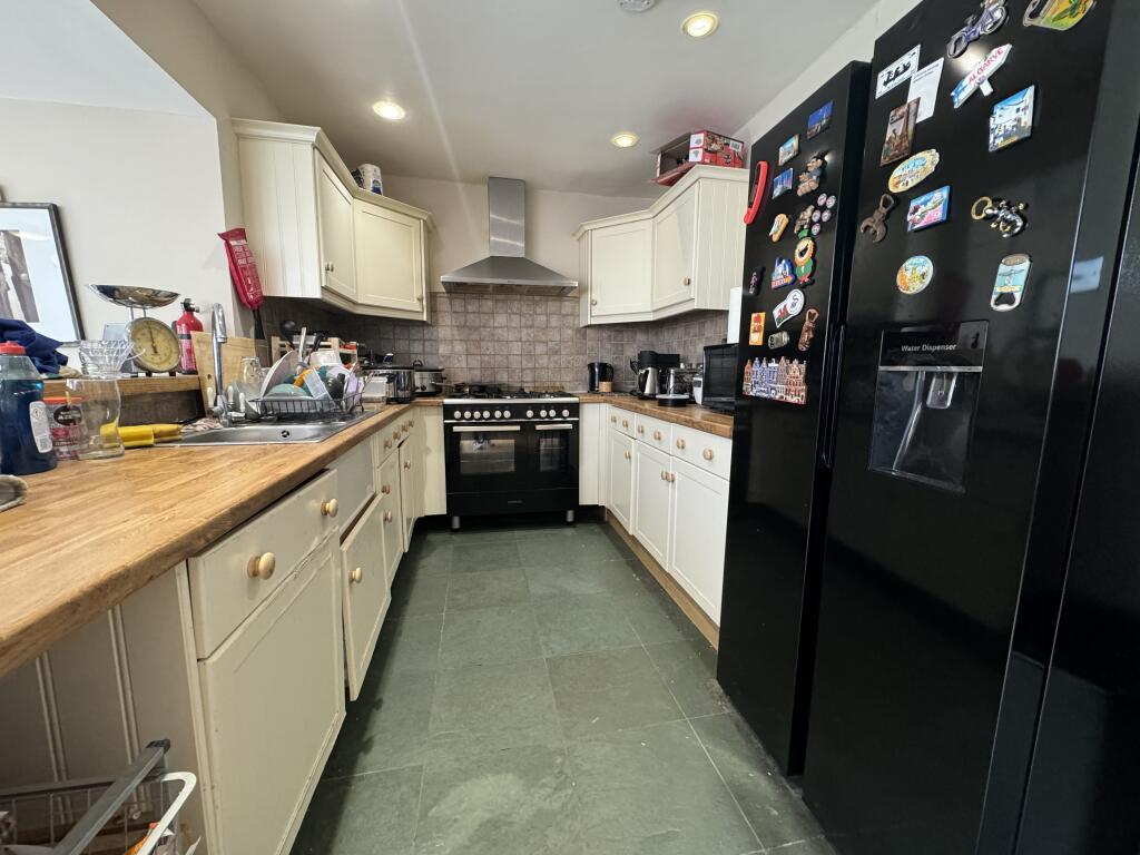 House in Southampton - View 2
