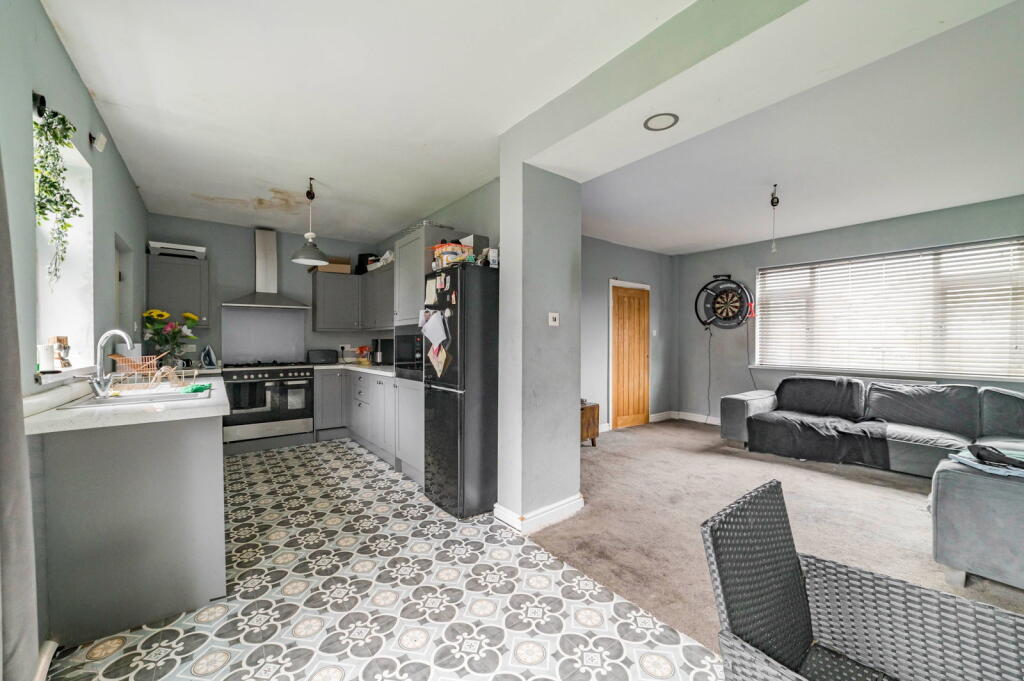 House in Rochdale, Greater Manchester - More