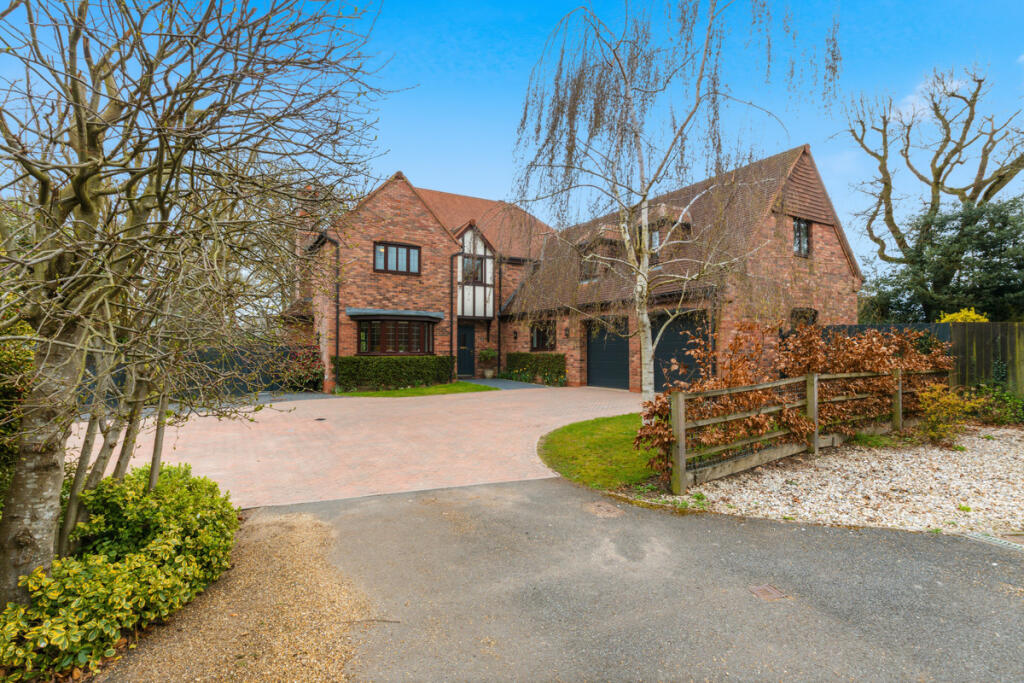 Main image of property: Romney Place, Rugby, Warwickshire CV22 6HN