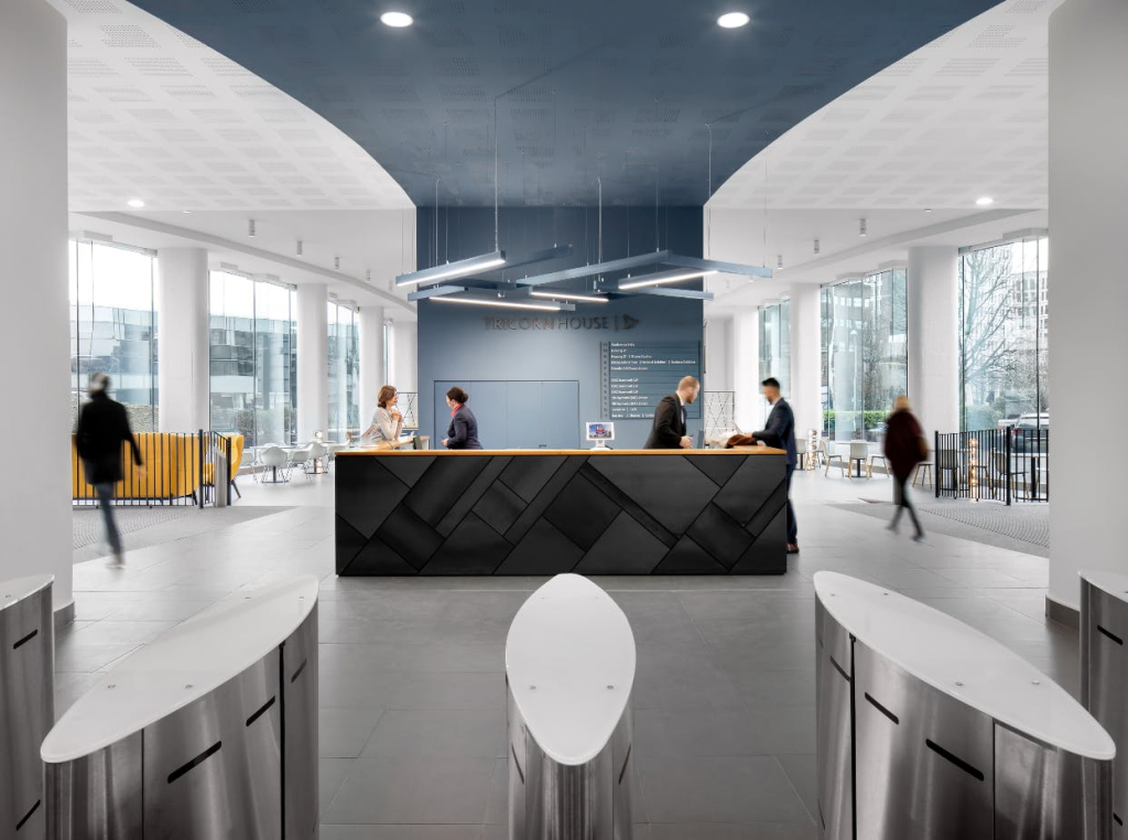 4 Tricorn Reception.png