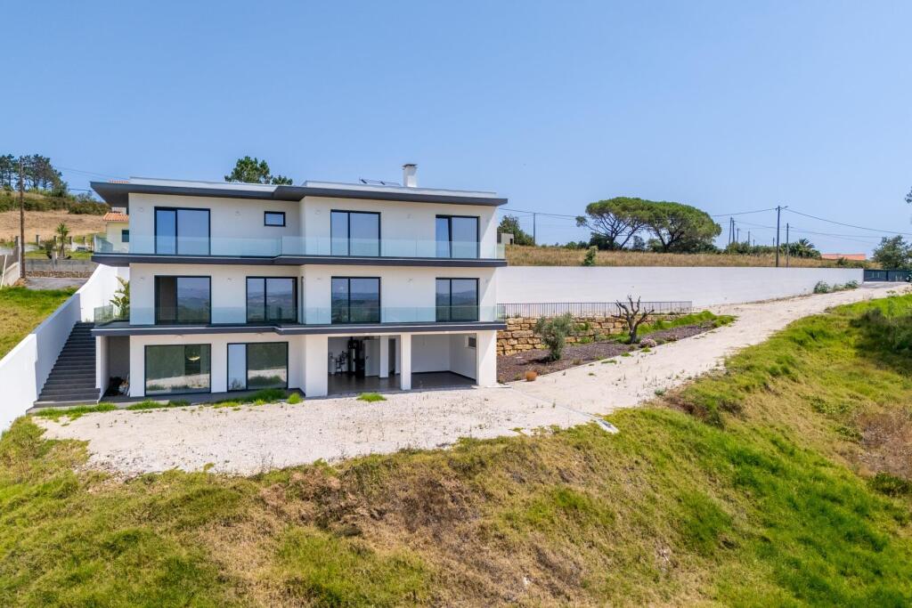 Main image of property: Lisbon, Mafra