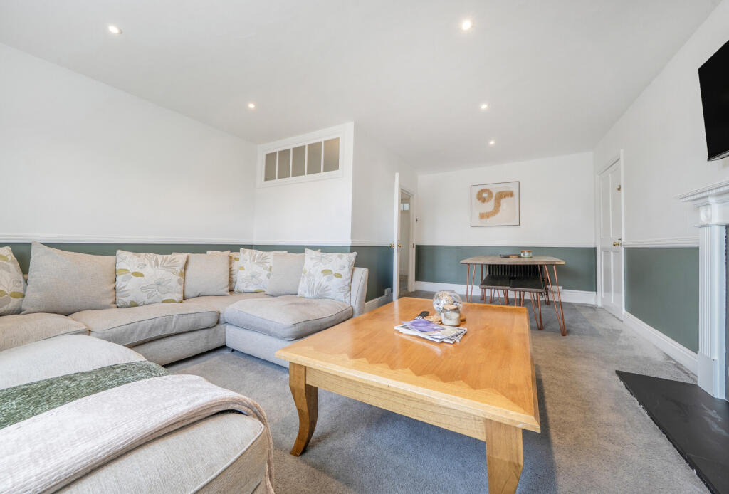 Main image of property: Great Pulteney Street, Bath, Somerset, BA2
