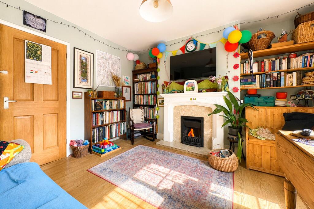 House in Amber Valley, Ripley - View 2