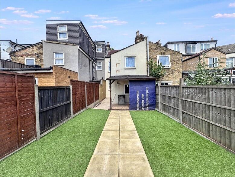 4 bedroom house for rent