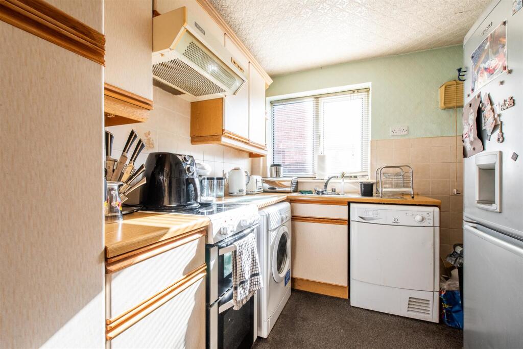 House in Preston, Brownedge, Bamber Bridge - View 3