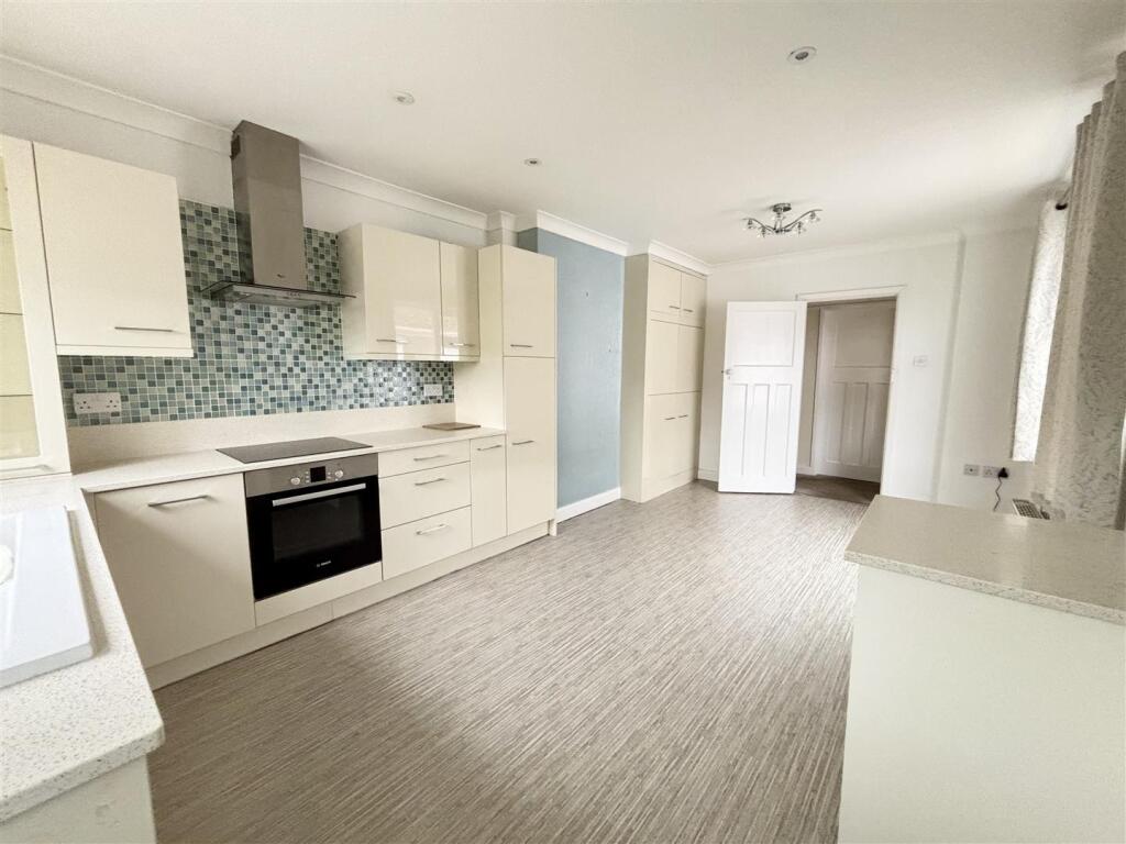 House in Poole, Hamworthy - View 4