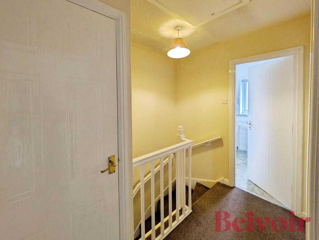 House in Stoke-on-Trent - More