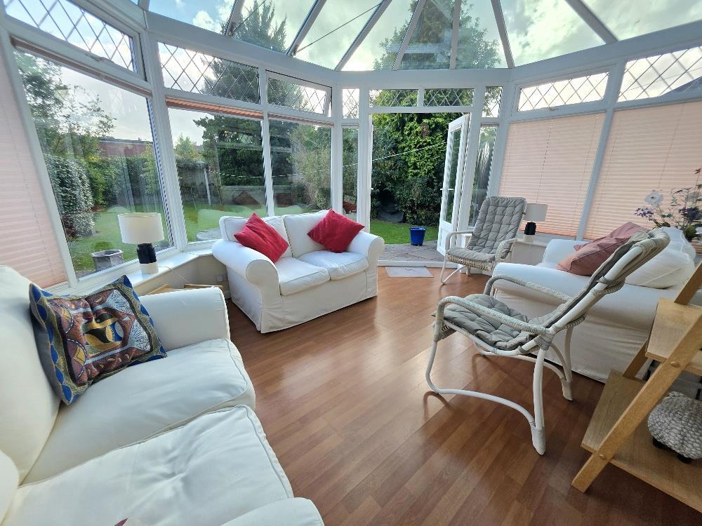 House in Stockport, Heald Green - View 4