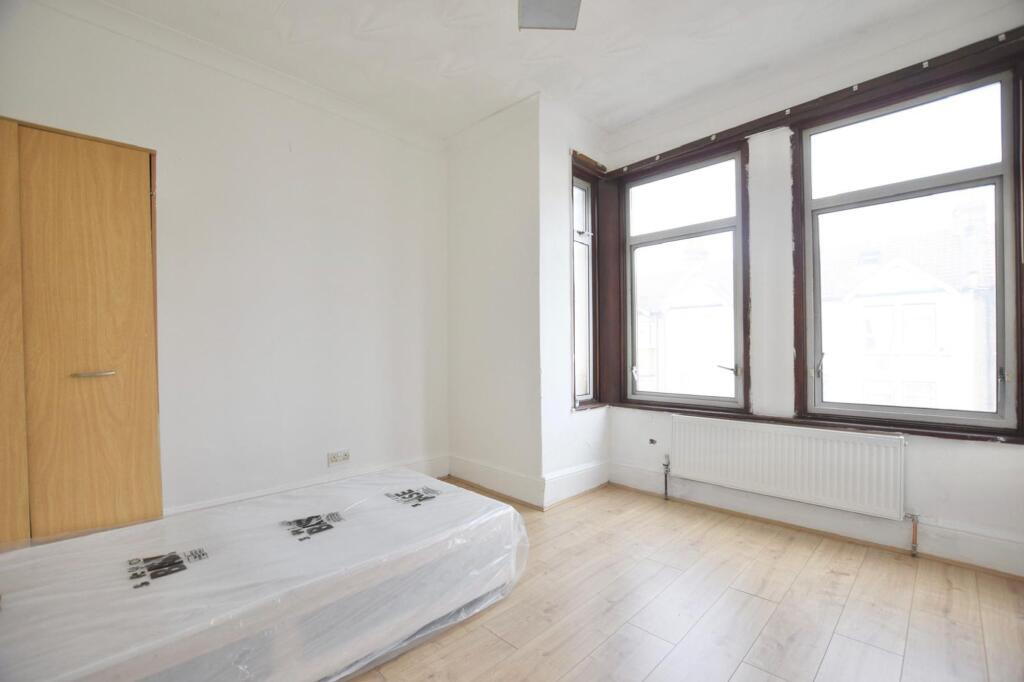 Main image of property: DOUBLE ROOM ONLY - Burges Road, East Ham, E6