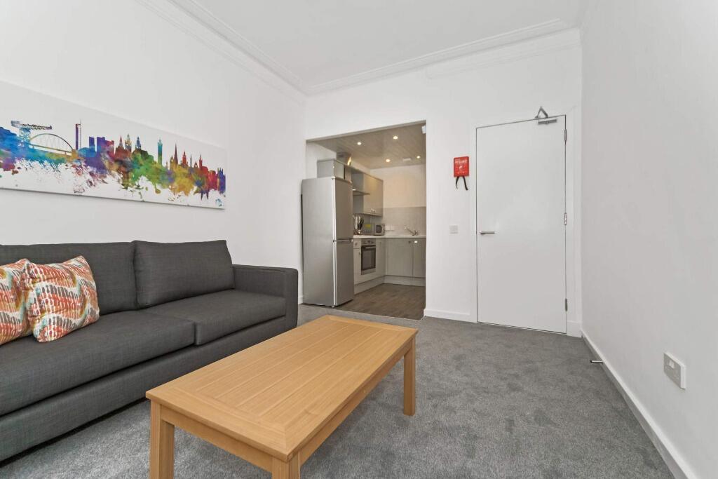 Apartment in Glasgow - View 3