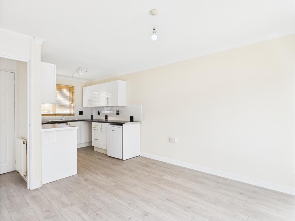 House in Basingstoke and Deane, Basingstoke - View 6