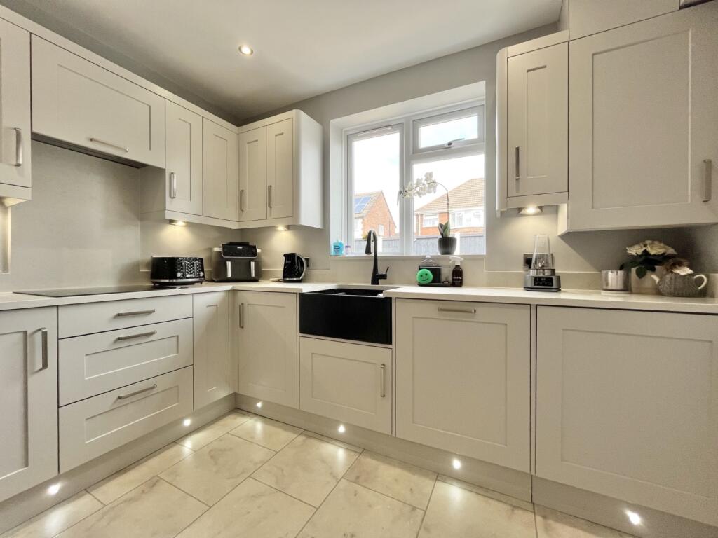 House in Wolverhampton - View 4