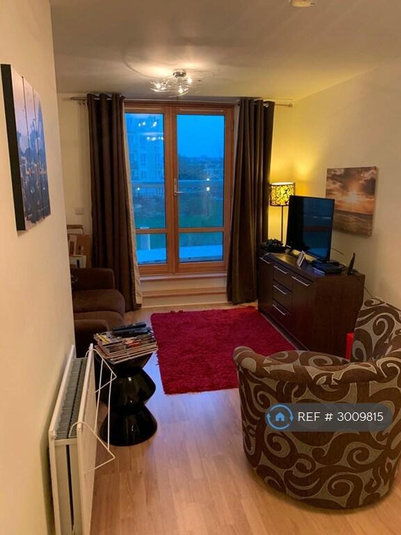 Apartment in Bristol - View 3