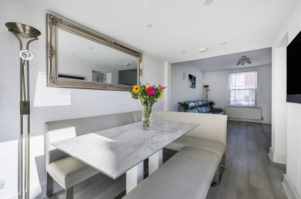 House in Tunbridge Wells, High Brooms, Southborough - View 4