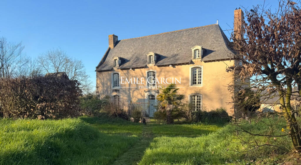 Main image of property: Pays de la Loire, Mayenne, Azé