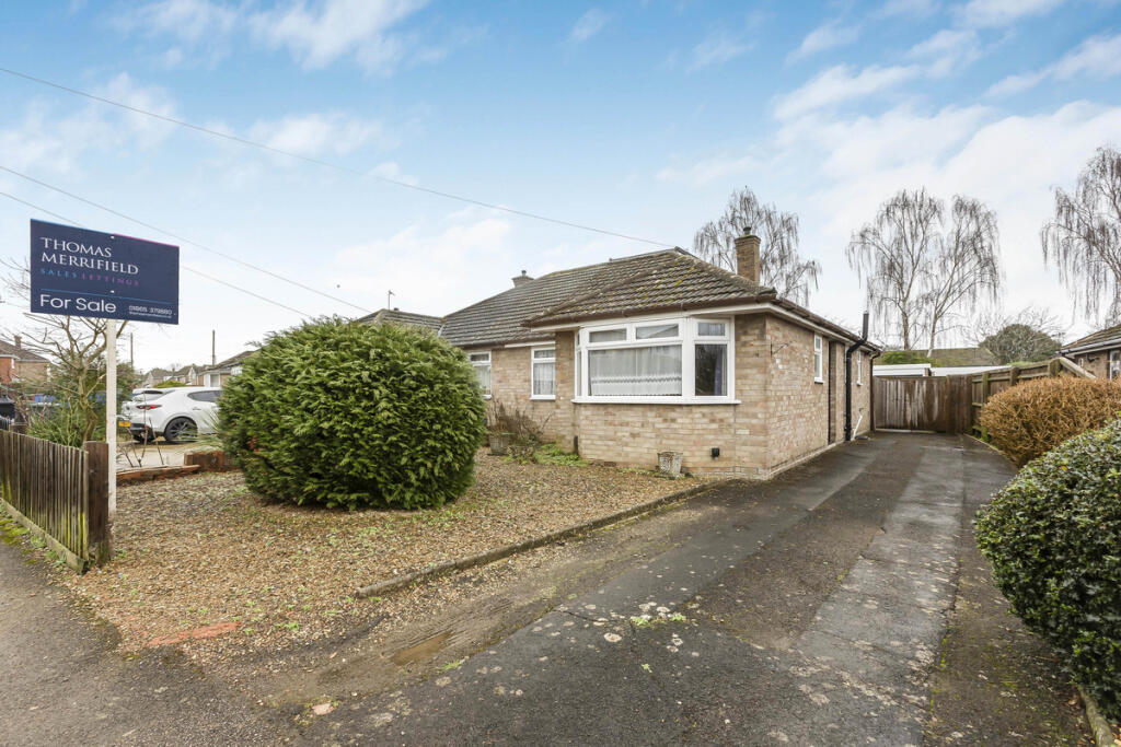 Main image of property: Benmead Road, Kidlington, OX5