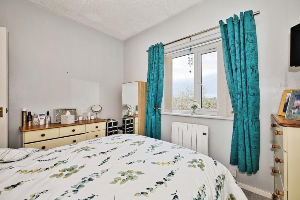 Additional image 8 of Orchard Road, Street