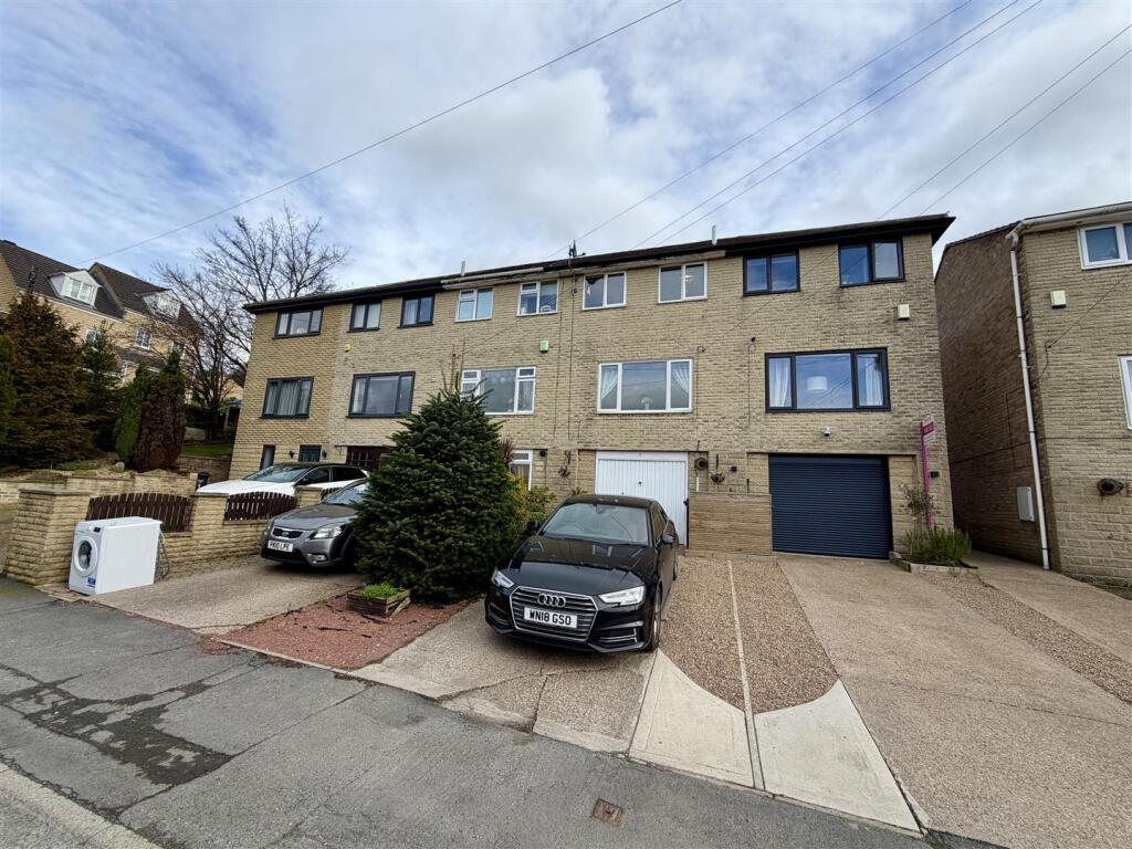 Main image of property: Keswick Close, Siddal, Halifax