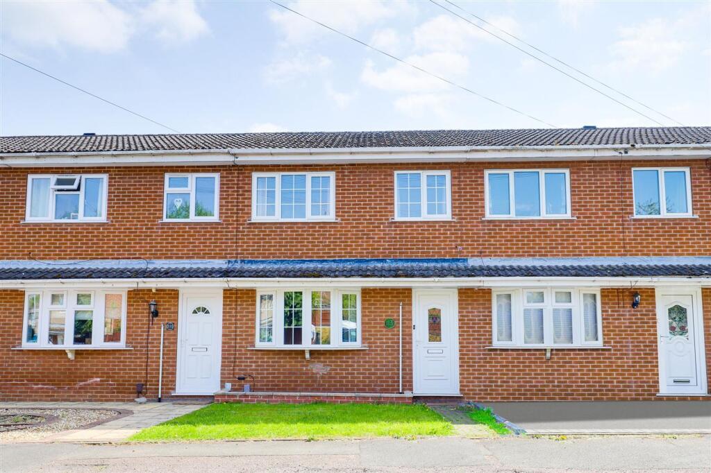 3-bed terraced on Polperro Way, Hucknall, NG15, £190,000