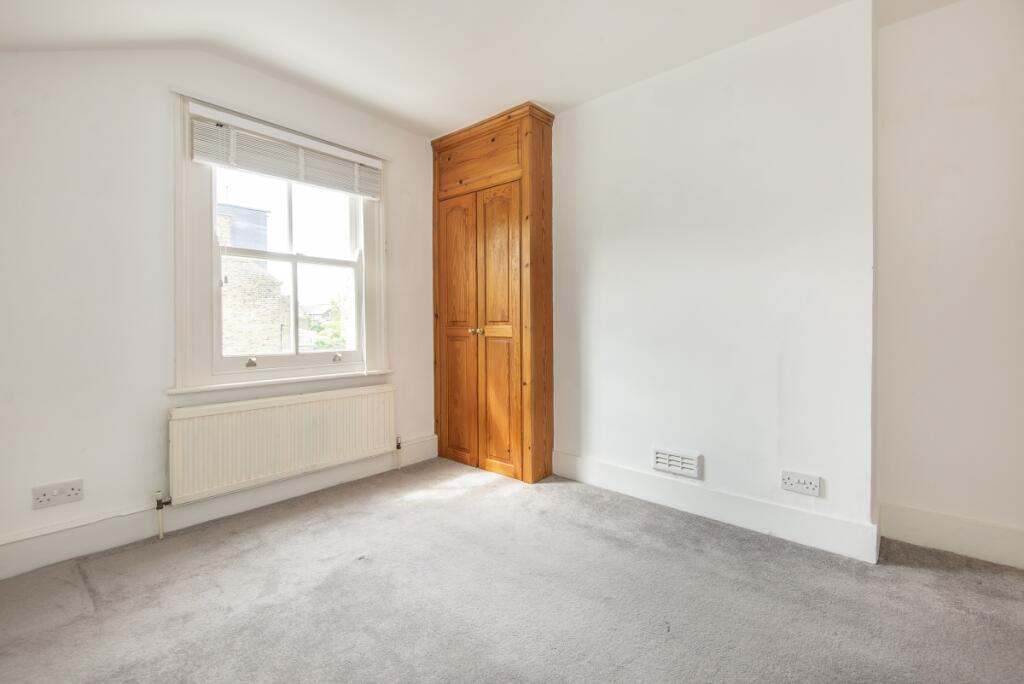 Apartment in London, Clapham Park, Clapham - View 4