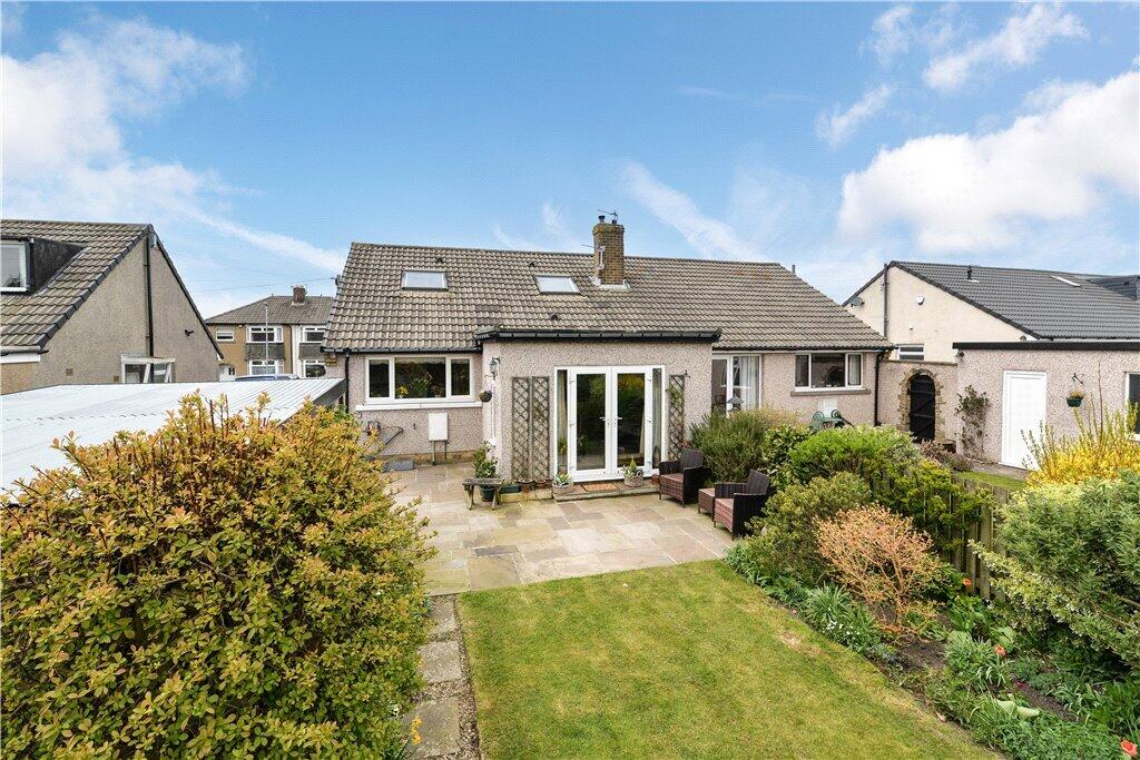 House in Bradford, Bingley - View 2