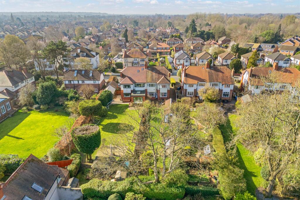 Framingham Road, Sale photo 3
